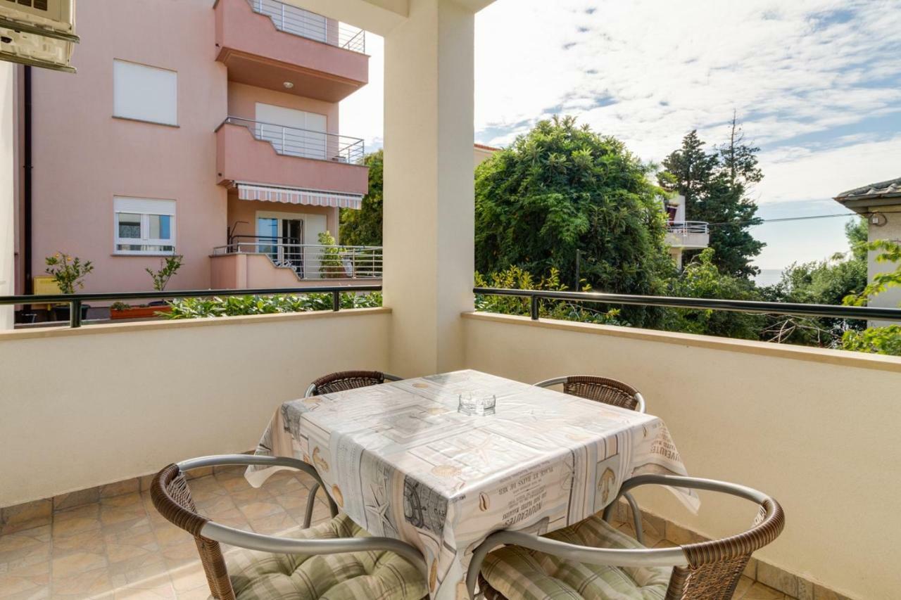 Apartments Tonka Near Beach And Sea PUY 외부 사진