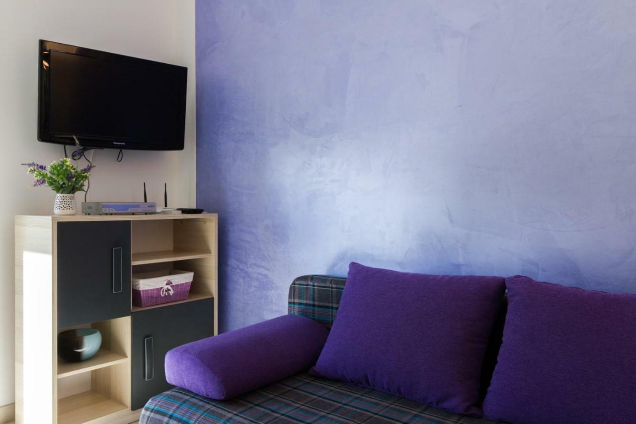 Apartments Tonka Near Beach And Sea PUY 외부 사진